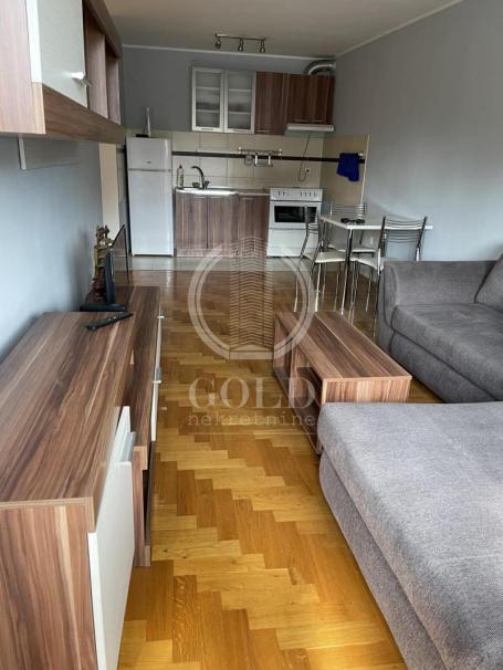 Izdavanje 2. 0 stan na Telepu, Novi Sad, 48m2, 400e ID#4607