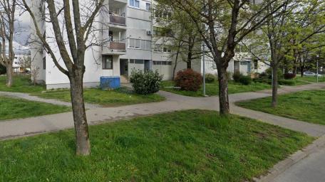 Trosoban novoadaptirani stan u centru Velike Gorice – 75 m² 