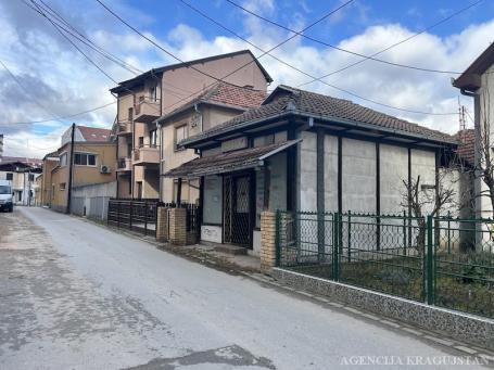 Prodaja, Kuća, 103. 00m2 , Centar