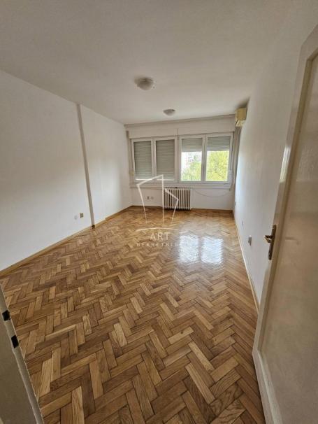 Odličan poslovni prostor, 70m2 ID#8260