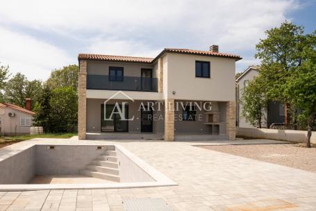 Istrien, Labin, Umgebung - attraktives Haus mit Swimmingpool in ruhiger Lage