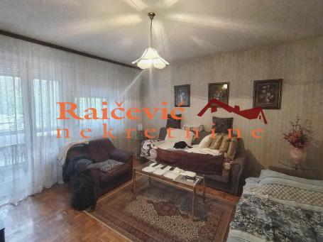 RAKOVICA LABUDOVO BRDO 67m2 , 2L , 130000e