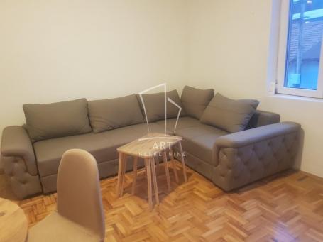 Savski venac,  Manasijeva, mereno 40m2 ID#8802