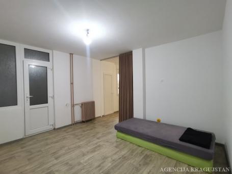 Prodaja, Stan, 36. 00m2 , Centralna Radionica