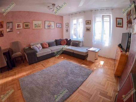 Prodaja Stan Duplex Zemun Vinarska 71m2, 4. 0 uknjizen ID#1334