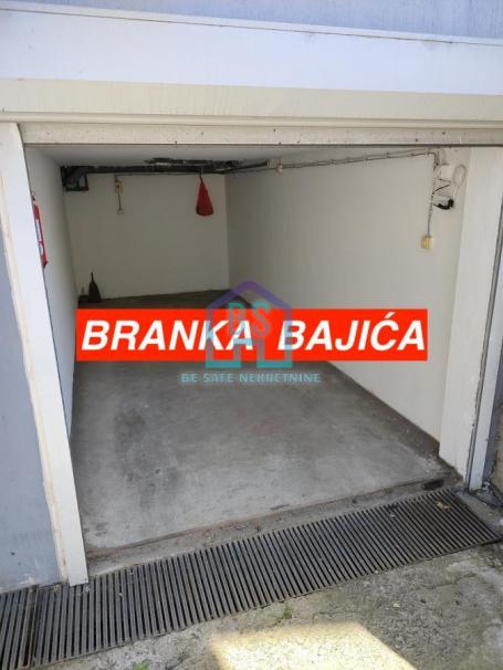 Garaža u Branka Bajića