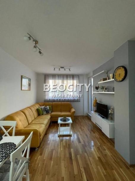 Novi Sad, Podbara, Branka Radičevića, 2. 0, 40m2, 600EUR