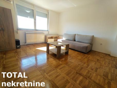 0. 5 Garsonjera NOVI SAD, 68000€