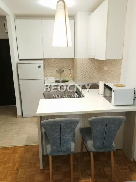 Novi Sad, Novo Naselje, Bul kneza Milosa, 1. 5, 42m2, 450EUR