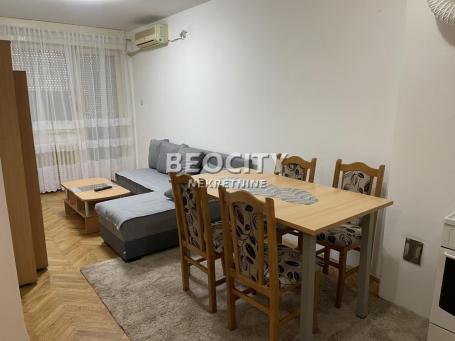 Novi Sad, Bulevar Oslobođenja, Kosančić Ivana, 2. 0, 40m2, 450EUR