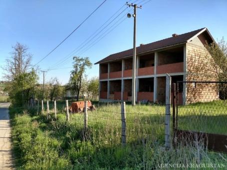 Prodaja, Poljoprivredno zemljište, 8000. 00m2 , Okolina