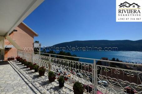 Three-bedroom apartment with sea view Herceg Novi for sale