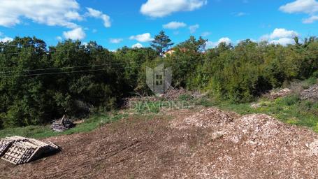 Large building plot in Labin