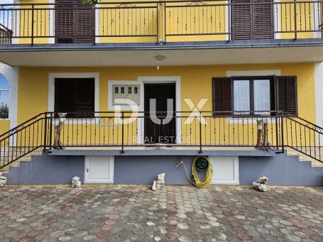 INSEL KRK, MALINSKA (Umgebung) - Haus mit 4 Wohnungen und angelegtem Garten