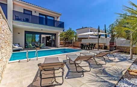 ISTRIA, FAŽANA - House with swimming pool near the sea