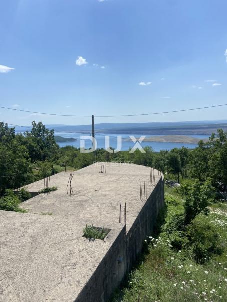 RIJEKA, ŠMRIKA - building plot 860 m2 with a view of the sea and a built foundation slab for a resid