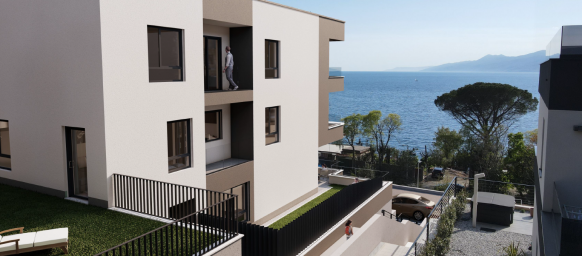 COSTABELLA, BIVIO, KANTRIDA – exklusive Wohnung 43,44 m2, 1. Stock, 100 m vom Meer entfernt, schöne 