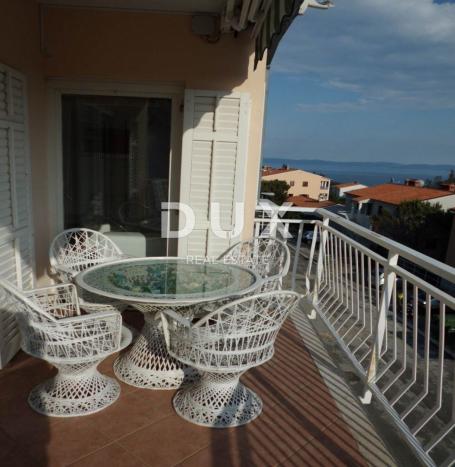 ISTRIA, RABAC - Spacious apartment with sea view