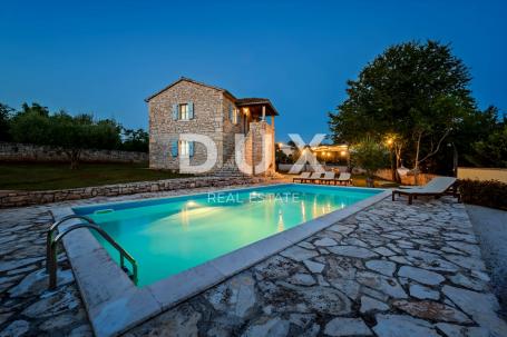 ISTRIA, SVETI LOVREČ - Rural house with swimming pool