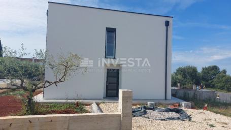 Semi-detached house 96m2 near Poreč