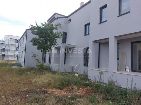 Poreč Umgebung, Wohnung Nr. 2 mit 29,47 m² im Erdgeschoss, Neubau