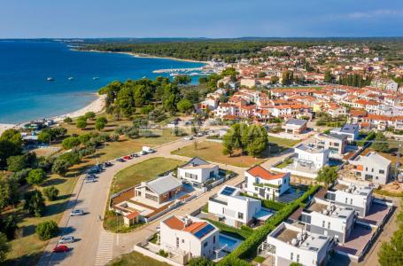 Fažana, luksuzna vila, pogled more, 70 m od prekrasnih plaža i šetnice