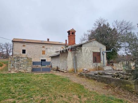 Croatia, Istria, near Vodnjan, renovated stone house with outbuildings