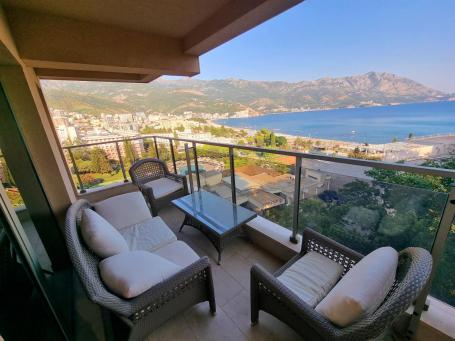 Three-bedroom apartment 134m2 for long-term rent in Budva