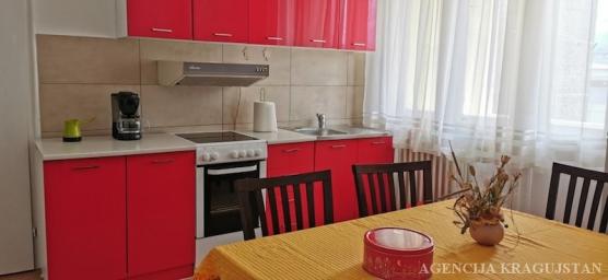 Prodaja, Stan, 54. 00m2 , Centar