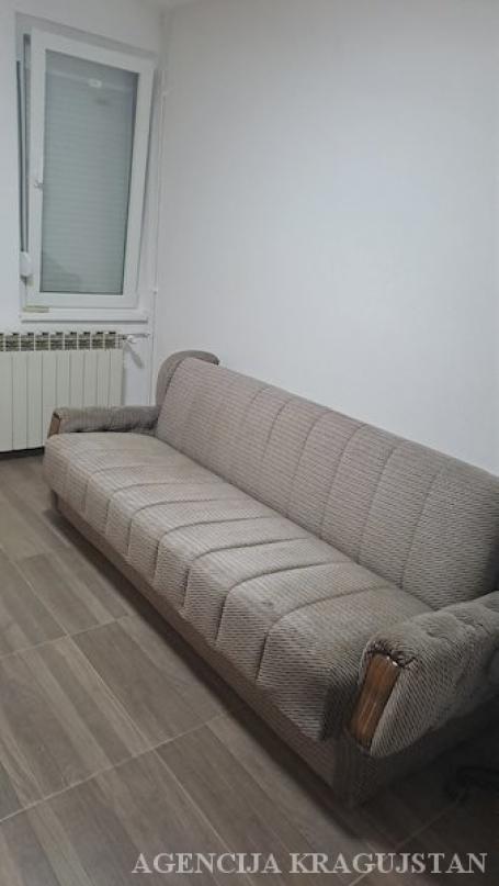 Izdavanje, Stan, 40. 00m2 , Bubanj