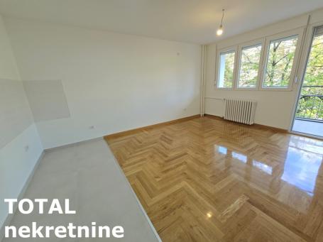 2. 5 Dvoiposoban stan NOVI SAD, 149350€