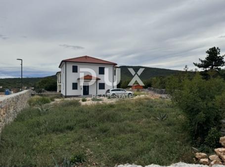 DIE INSEL KRK, VRBNIK – ein wunderschönes Einfamilienhaus mit großem Garten