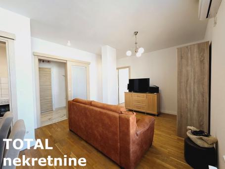 2 Dvosoban stan NOVI SAD, 164800€