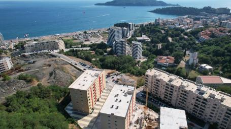 Dvosoban Stan 58m² s Pogledom na More u Bečićima – Nova Zgrada, Bez 3% Poreza!