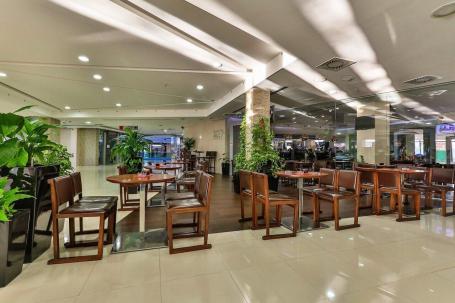 Prodaja poslovnog prostora 145 m² – potpuno opremljen restoran u kompleksu TQ Plaza, strogi centar B