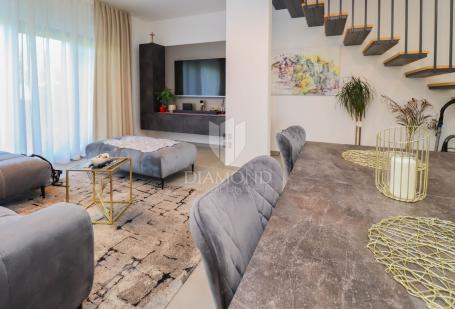 Novigrad Novigrad 384.000 € Kuća Prodaja