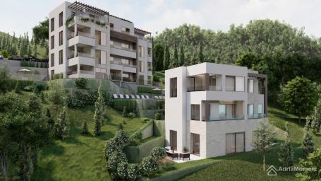 Plac u Tivtu 1.430 m2 - Odobren projekt za 2 stambene zgrade
