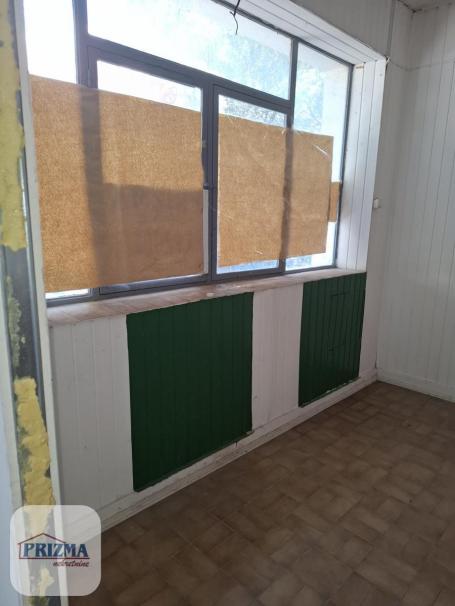 Lokal u Paraćinu u prometnoj ulici
