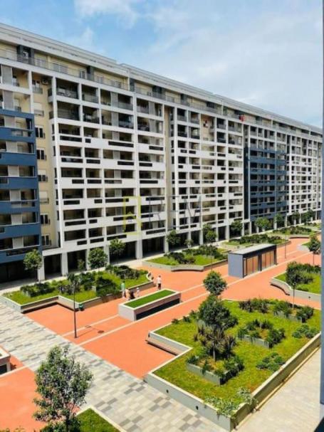 Prodaja- dvosoban neuseljavan stan , 72m2 Master Kvart