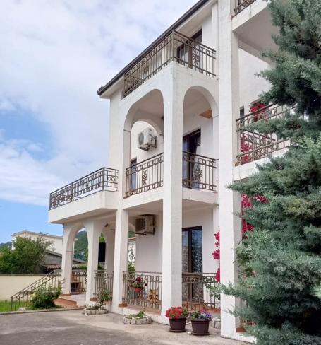 Kuća na Prodaju u Sutomoru, Crna Gora