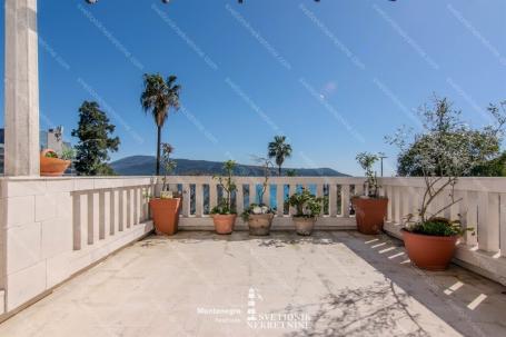 Prodaja kuca Herceg Novi – Kuca sa pogledom na more, Savina