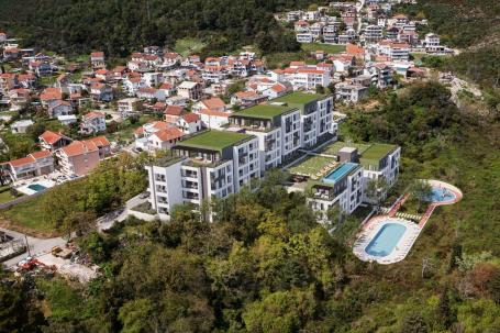 Jednosoban stan (44.92m² + 23.04m2 terase) u novom kompleksu sa bazenom – Tivat, Mrčevac