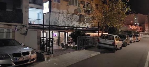 Na prodaju razrađena cafe–picerija 186 m², na odličnoj lokaciji u Budvi – sigurna investicija sa vis
