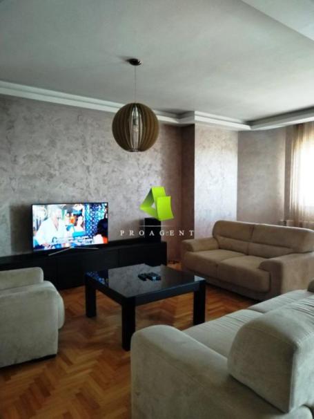 Stan u kući na Paliluli ID#7709