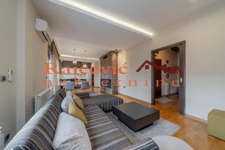 VRACAR CRVENI KRST 160m2 , T ,590000e