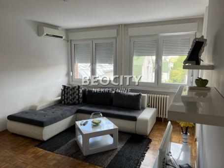 Zvezdara, Đeram pijaca, Bulevar kralja Aleksandra, 1.0, 29m2, 500EUR