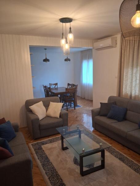 Kuća 108 m² na Izdavanje – Stari Aerodrom, Podgorica