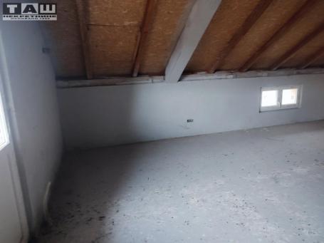 TROSOBAN STAN NA LOKACIJI MALA VAGA