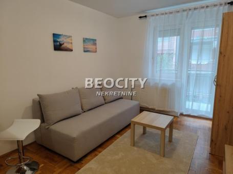 Novi Sad, Centar, Augusta Cesarca, 0.5, 28m2, 350EUR