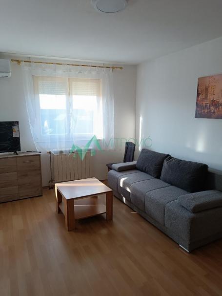 Izdavanje, Stan, 30m2 , Grbavica - Telep